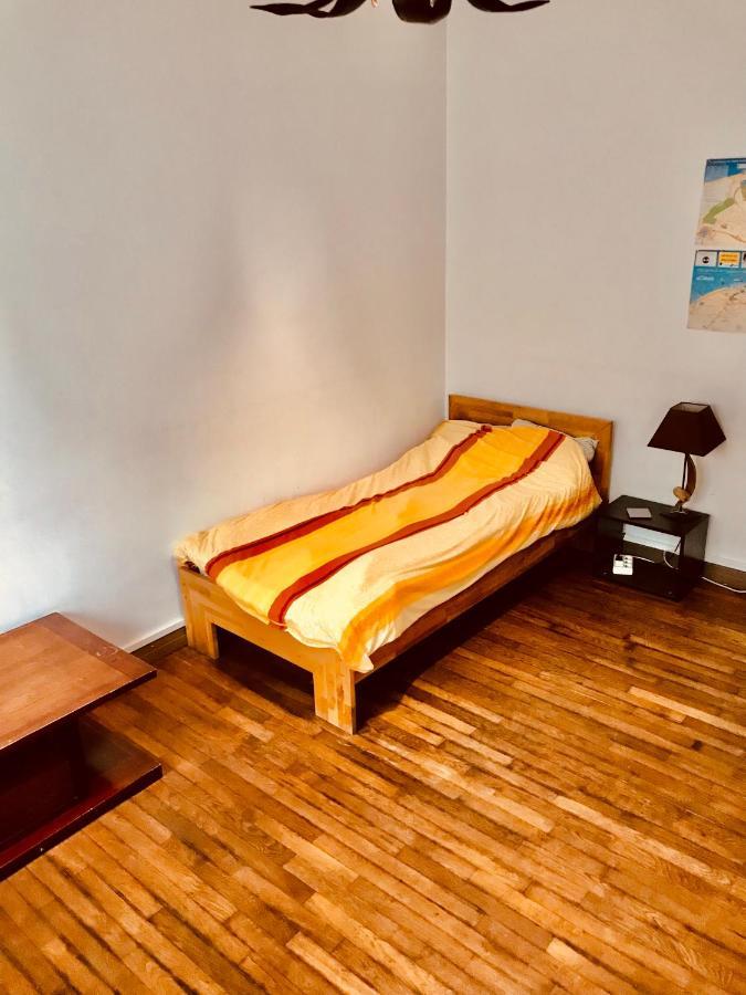 Royal Street Accommodation Calais Ngoại thất bức ảnh