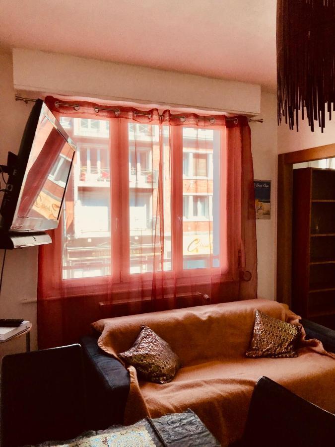 Royal Street Accommodation Calais Ngoại thất bức ảnh